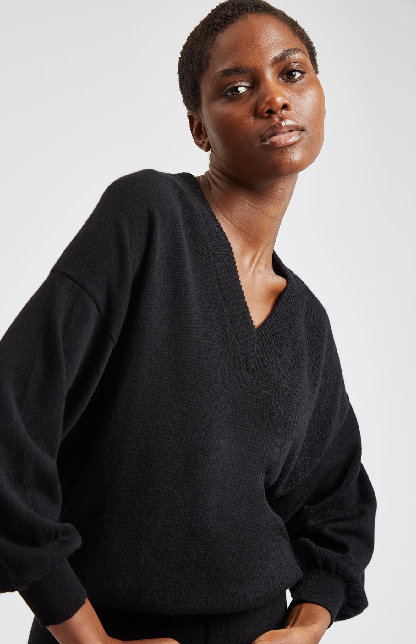 Women's Black V Neck Cashmere Jumper close up - Pringle of Scotland 