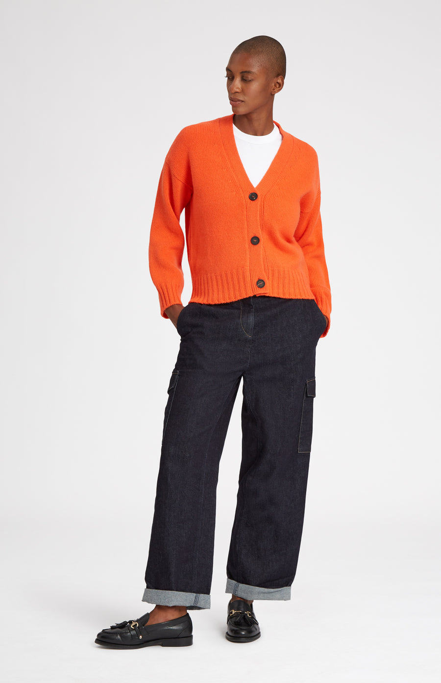 Women's Cropped Cosy Cashmere Cardigan In Apricot Orange on model full length - Pringle of Scotland