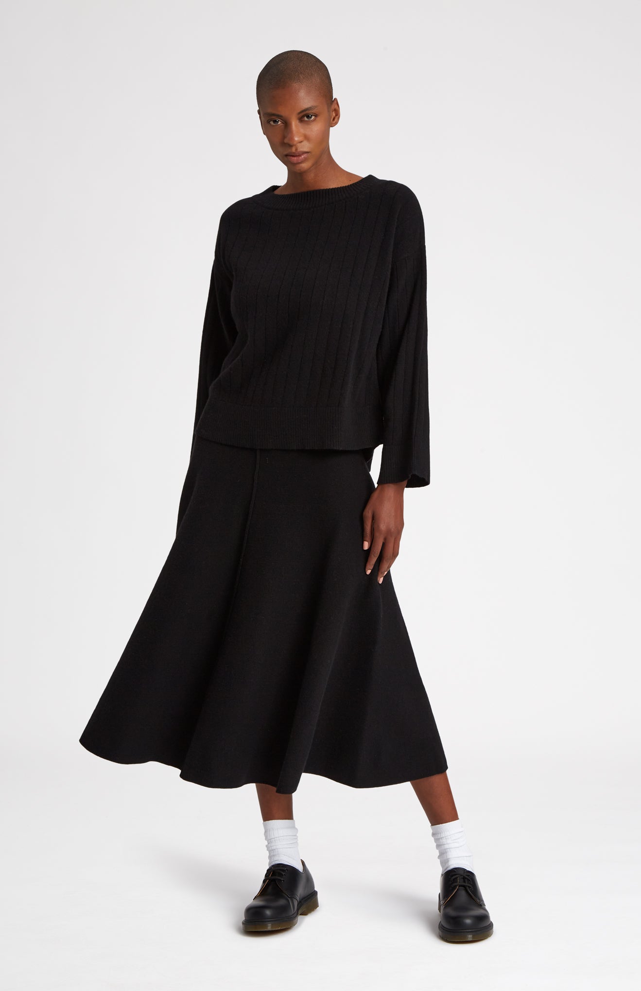 Wool Cashmere Blend Wide Neck Rib Jumper in Black on model full length - Pringle of Scotland