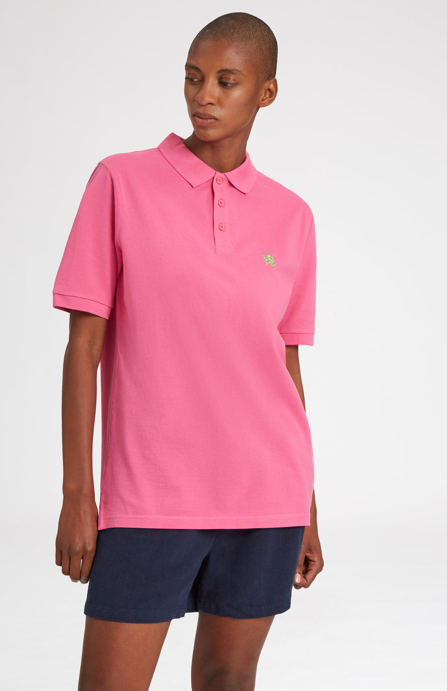 Cotton Heritage Golf Polo Shirt In Heather Pink on a woman - Pringle of Scotland