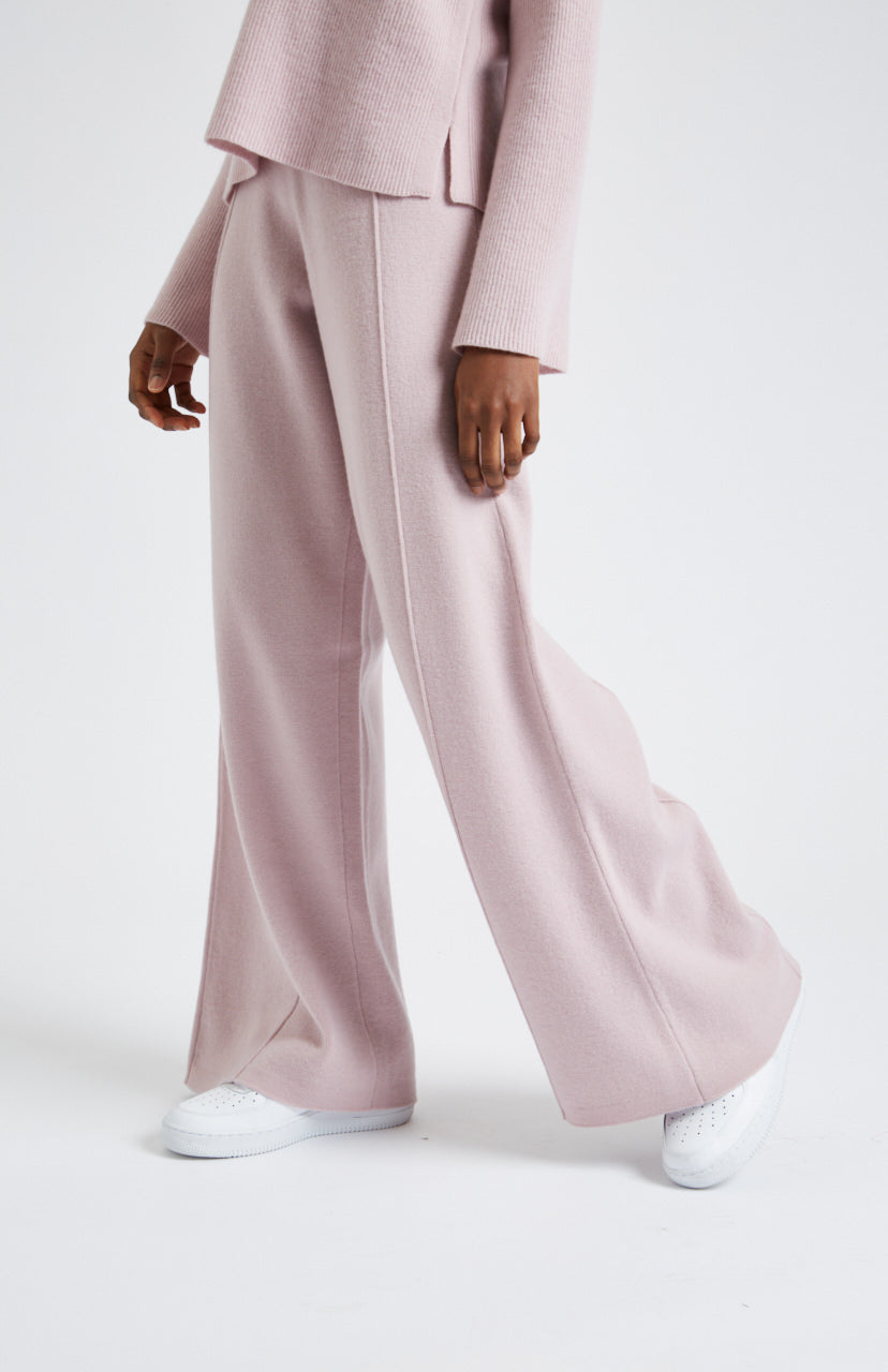 Cashmere Blend Trousers In Powder Pink leg detail- Pringle of Scotland