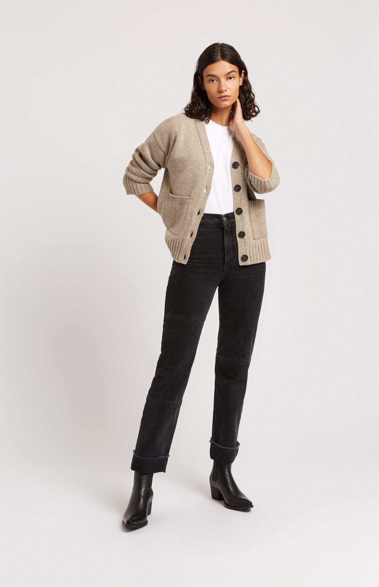 Pringle of Scotland | Cosy Cashmere Cardigan In Taupe Model