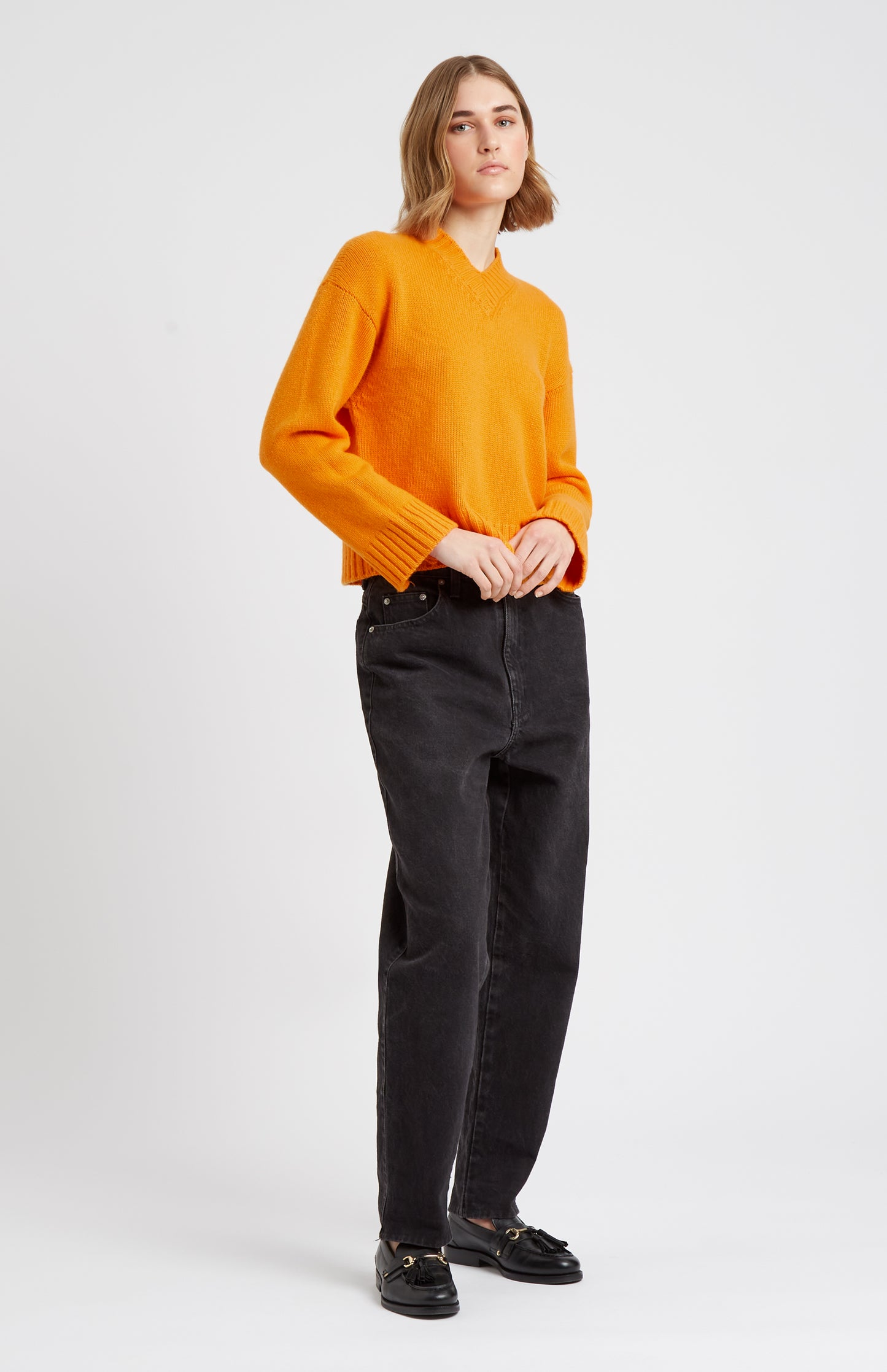 Women's V Neck Chunky Cashmere Jumper In Orange