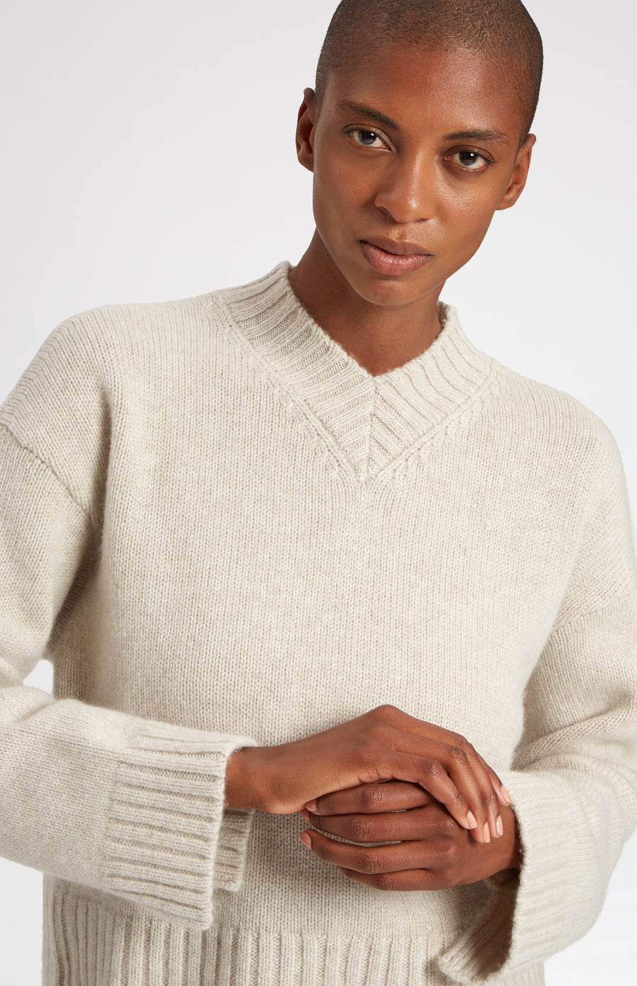 Women's Cosy Cashmere Jumper In Oatmeal neck detail - Pringle of Scotland