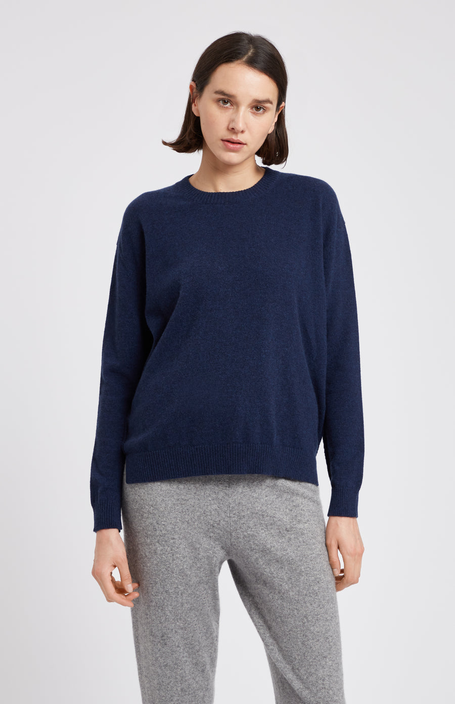 Women's Round Neck Cashmere Jumper In Inkwell Blue - Pringle of Scotland