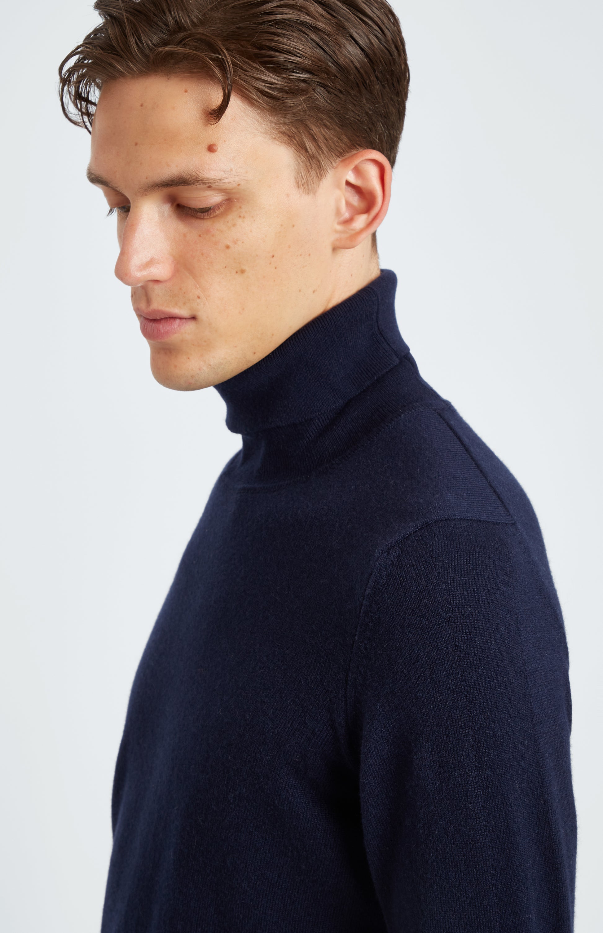 Men's Roll Neck Scottish Cashmere Jumper In Ink roll neck detail - Pringle of Scotland